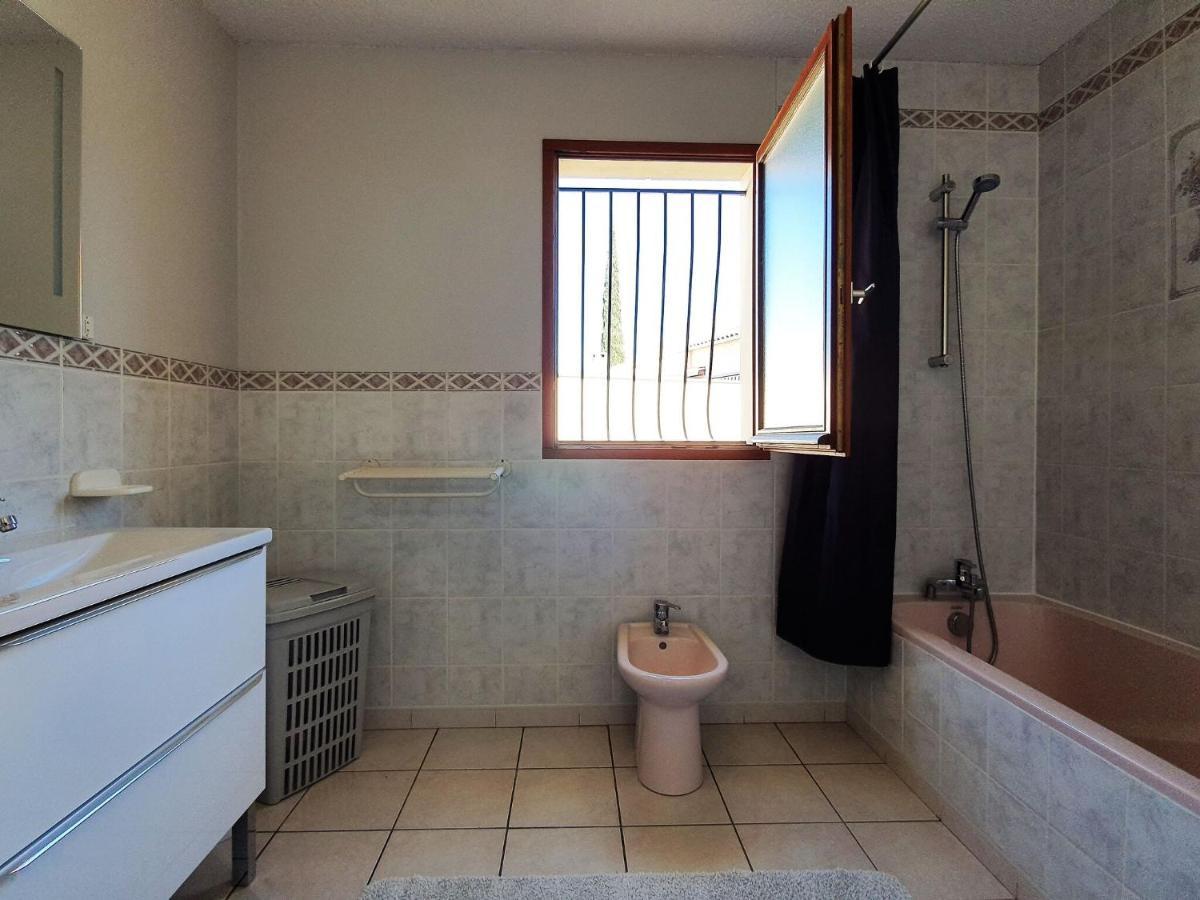 Pretty Villa With Above Ground Pool Saint-Genies-de-Fontedit Εξωτερικό φωτογραφία